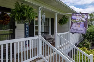 388 Comfort Rd, Richlands, NC 28574 - Photo 5
