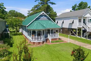 305 Vandemere St, Oriental, NC 28571 - Photo 51