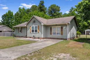 419 Wapiti Dr, Spring Lake, NC 28390 - Photo 3