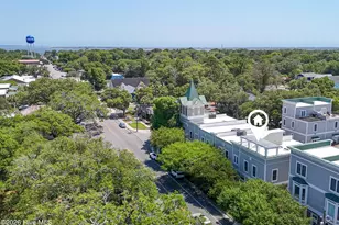 701 N Howe St, Southport, NC 28461 - Photo 1