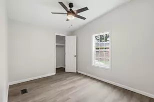107 W Robertson St, Beulaville, NC 28518 - Photo 25