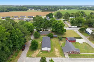 107 W Robertson St, Beulaville, NC 28518 - Photo 51