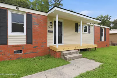 308 Woodhaven Drive, Jacksonville, NC 28540 - Photo 5