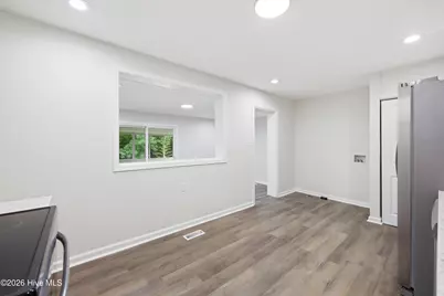 308 Woodhaven Drive, Jacksonville, NC 28540 - Photo 17