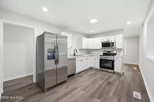 308 Woodhaven Dr, Jacksonville, NC 28540 - Photo 11