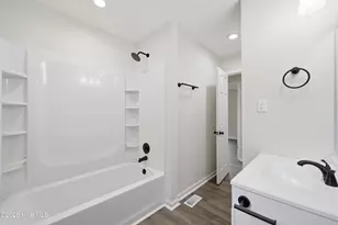 308 Woodhaven Dr, Jacksonville, NC 28540 - Photo 27