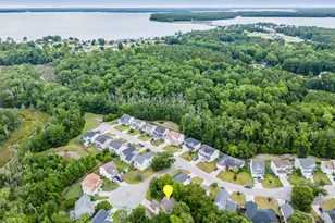 303 Bonnie Ct, Sneads Ferry, NC 28460 - Photo 35