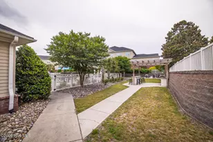 2801 Bloomfield Ln, Wilmington, NC 28412 - Photo 53