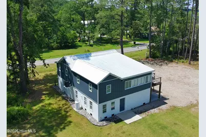 10586 Nc-304 Hwy, Mesic, NC 28515 - Photo 11