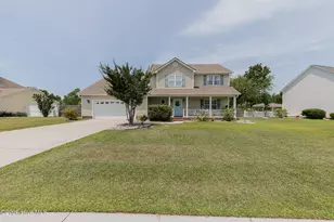 220 Pigeon Ln, Swansboro, NC 28584 - Photo 1