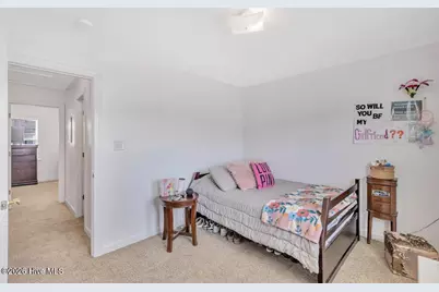 208 Bridgewood Drive, Jacksonville, NC 28546 - Photo 13