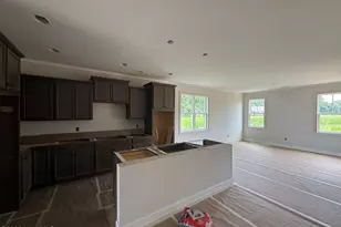 14 Kizzy Dr, Selma, NC 27576 - Photo 3