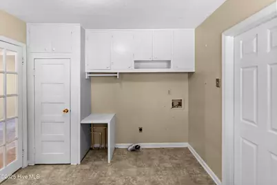 117 S Thomas Street, Beulaville, NC 28518 - Photo 29