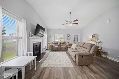 411 Wynbrookee Lane, Jacksonville, NC 28546 - Photo 11