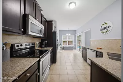 411 Wynbrookee Lane, Jacksonville, NC 28546 - Photo 17