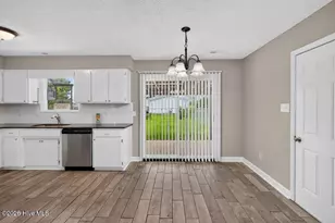 415 Cottonwood Ct, Havelock, NC 28532 - Photo 5