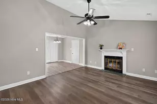 415 Cottonwood Ct, Havelock, NC 28532 - Photo 3