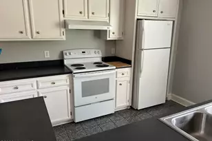 900 Oriental Ave, Kinston, NC 28504 - Photo 9