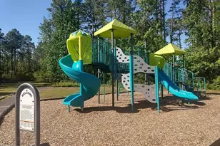 1109 Coral Reef Dr, New Bern, NC 28560 - Photo 37