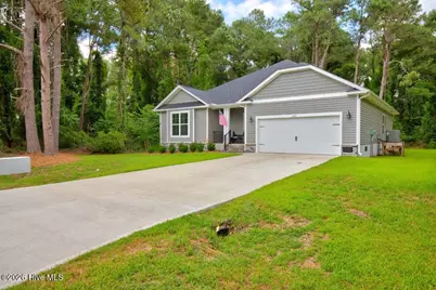 1109 Coral Reef Drive, New Bern, NC 28560 - Photo 3