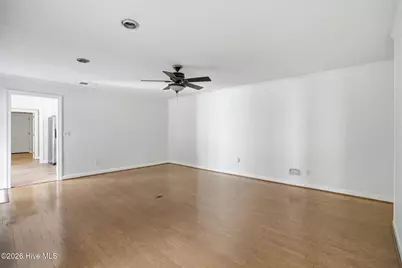 905 Robert E Lee Drive, Wilmington, NC 28412 - Photo 15