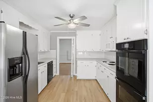 905 Robert E Lee Dr, Wilmington, NC 28412 - Photo 11