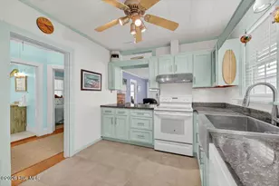 10 E Henderson Street E, Wrightsville Beach, NC 28480 - Photo 17