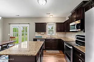 121 Long Pond Dr, Sneads Ferry, NC 28460 - Photo 13