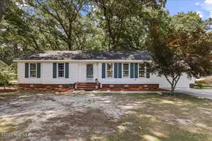 2444 Pine Knoll Dr, Kinston, NC 28504 - Photo 1
