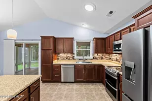 315 Sugarberry Ct, Jacksonville, NC 28540 - Photo 11
