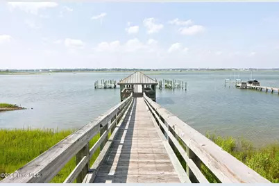 405 Emerald Landing Drive, Emerald Isle, NC 28594 - Photo 59