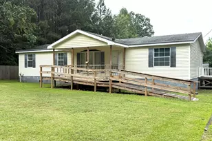 135 W Kerr Dr, Roanoke Rapids, NC 27870 - Photo 1