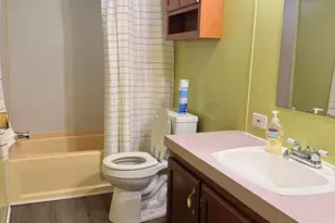 135 W Kerr Dr, Roanoke Rapids, NC 27870 - Photo 11