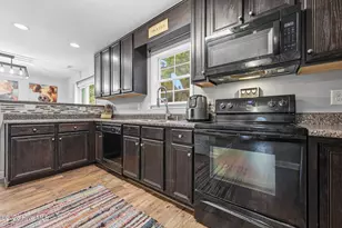 219 Jasmine Ln, Jacksonville, NC 28546 - Photo 7