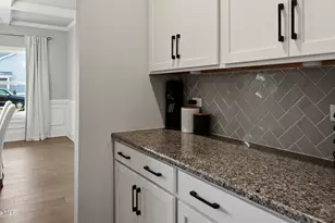 2240 Three Oaks Dr, Greenville, NC 27858 - Photo 15