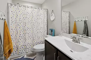 2240 Three Oaks Dr, Greenville, NC 27858 - Photo 33