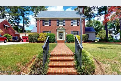 206 W James Street, Mount Olive, NC 28365 - Photo 3
