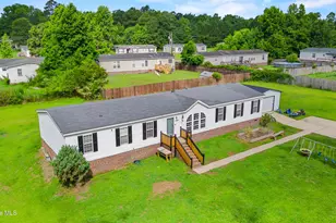 1005 Bowsprit Ct, Jacksonville, NC 28546 - Photo 35