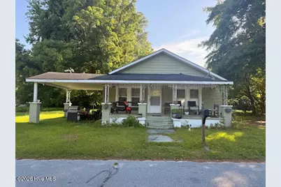 1009 Bunting Street, Clinton, NC 28328 - Photo 1