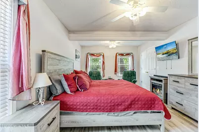 302 E Oak Island Drive, Oak Island, NC 28465 - Photo 19