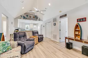 302 E Oak Island Dr, Oak Island, NC 28465 - Photo 7