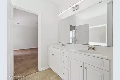 102 Spring Leaf Lane, Jacksonville, NC 28540 - Photo 19