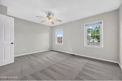 51 Barnes Street, Greenville, NC 27858 - Photo 27