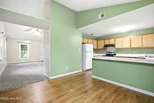 208 E Cameron Ct, Jacksonville, NC 28546 - Photo 13