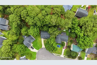 208 E Cameron Court, Jacksonville, NC 28546 - Photo 47