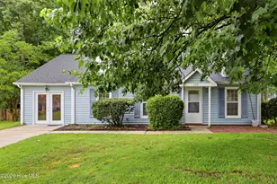 208 E Cameron Ct, Jacksonville, NC 28546 - Photo 49