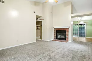 208 E Cameron Ct, Jacksonville, NC 28546 - Photo 7
