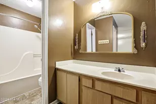208 E Cameron Ct, Jacksonville, NC 28546 - Photo 21