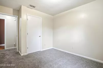 208 E Cameron Court, Jacksonville, NC 28546 - Photo 27