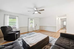 326 Shamrock Dr, Wilmington, NC 28409 - Photo 9